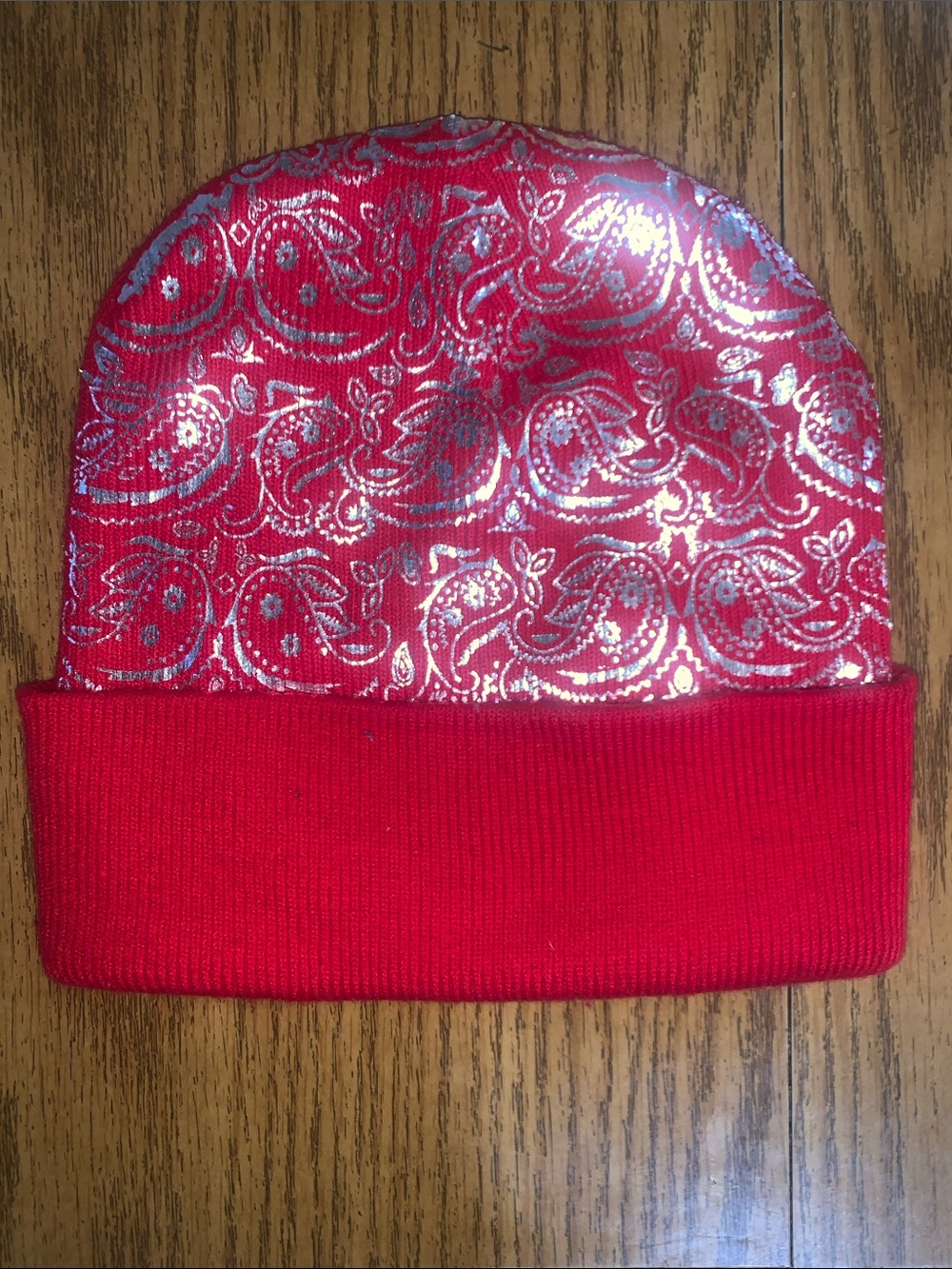 Metallic Paisley Knit Cuff Beanie - Red